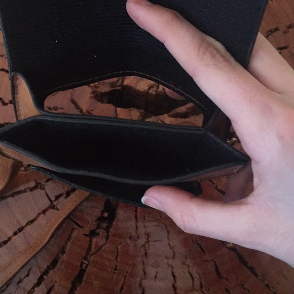 NWT Brown cross body bag - Picture 3 of 3